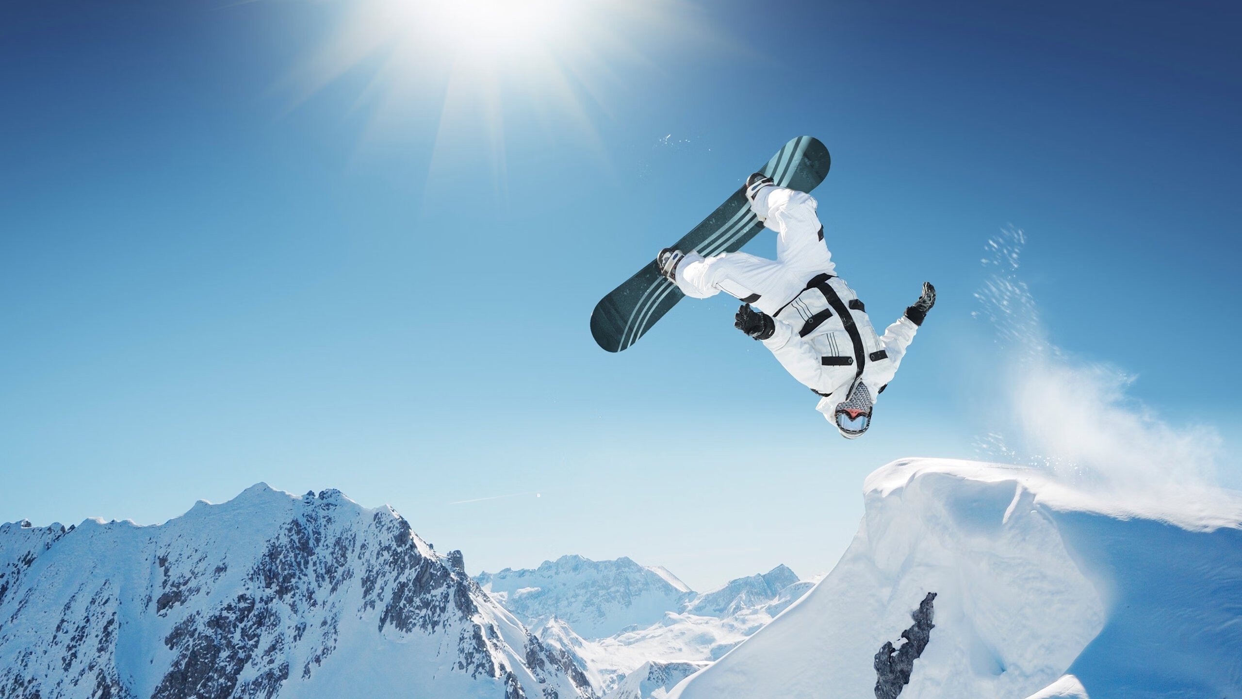 乐鱼体育网页版-中国小将闪耀泳联赛场 初生牛犊不怕虎